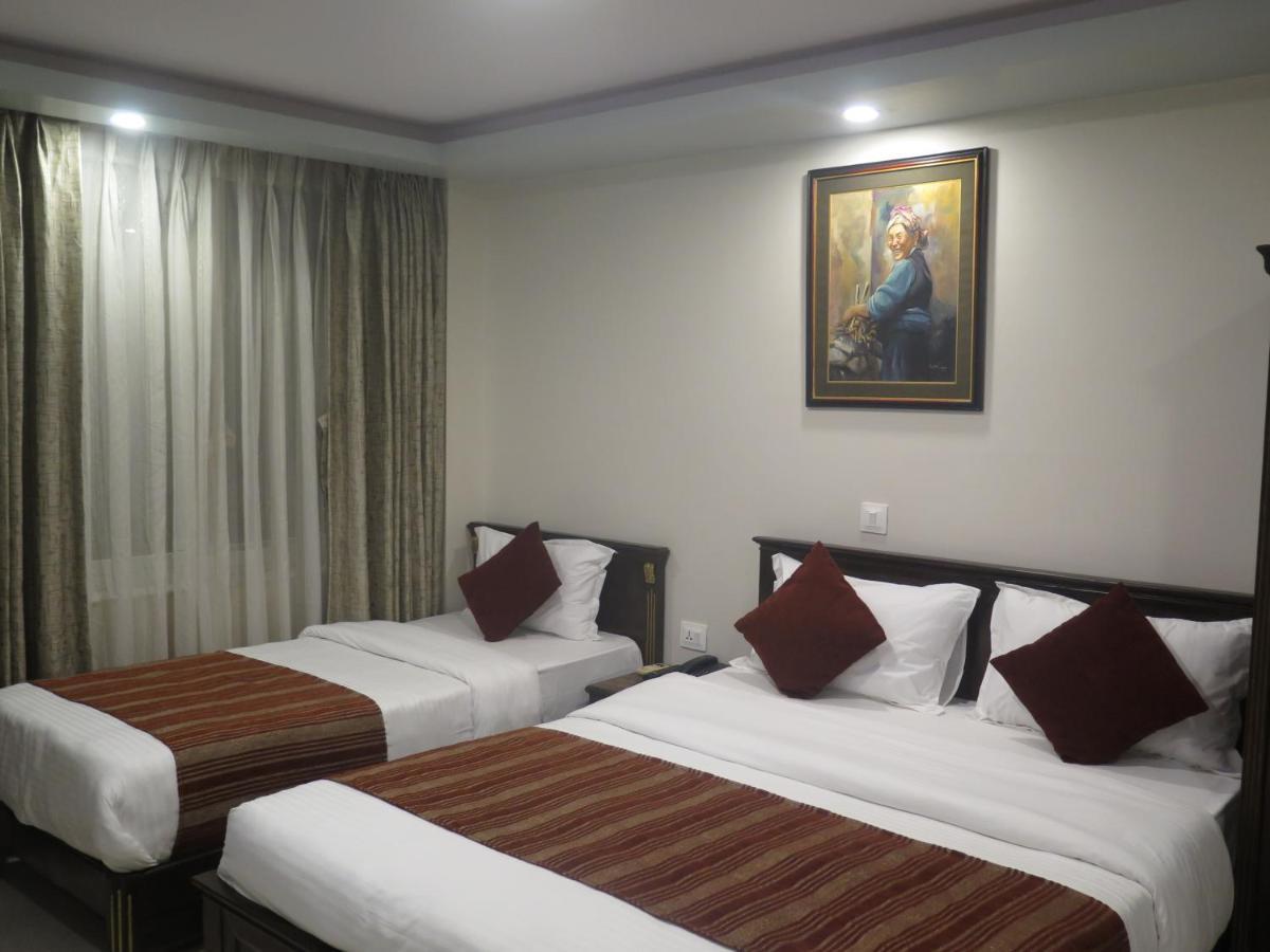Hotel Pipal Tree Catmandu Exterior foto