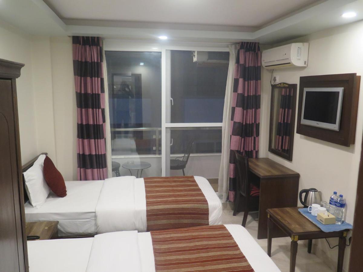 Hotel Pipal Tree Catmandu Exterior foto